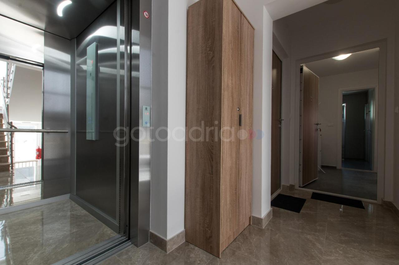 Sea View Apartments Pezze Makarska Buitenkant foto